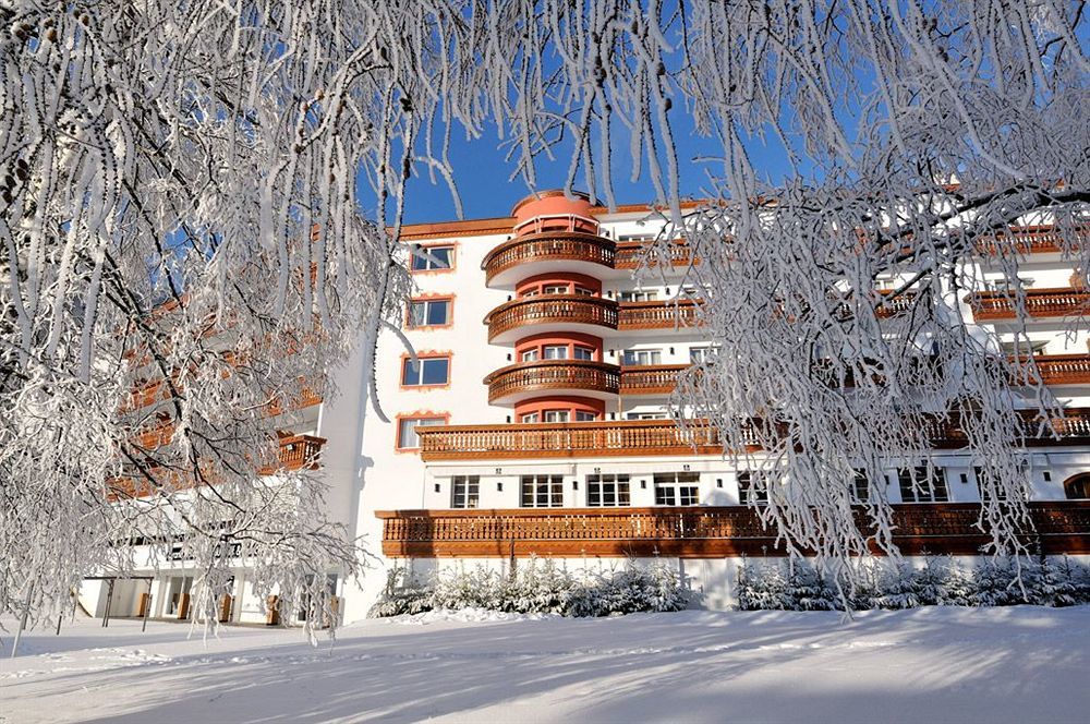 Grand Hotel Du Golf & Palace Crans-Montana Exterior foto